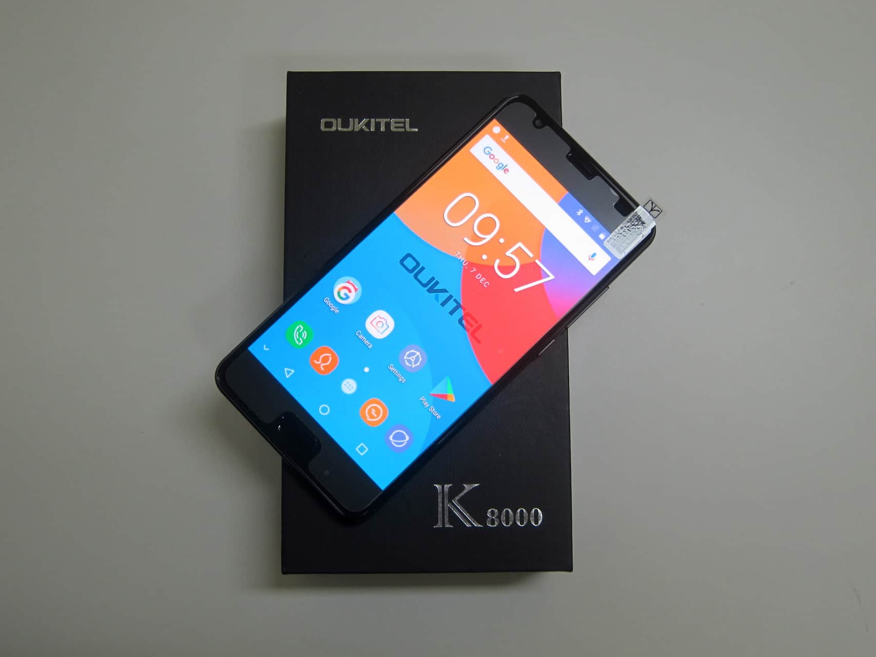 OUKITEL K8000: recensione, unboxing e prime impressioni