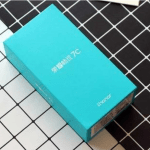Honor 7C box front