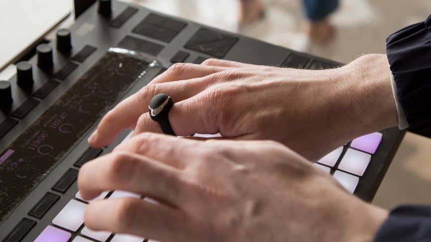 Neova Smart ring: l’anello intelligente per musicisti