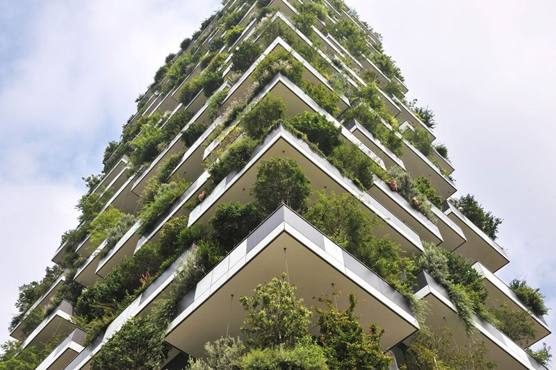 Eco-edilizia: a Milano il bosco diventa verticale