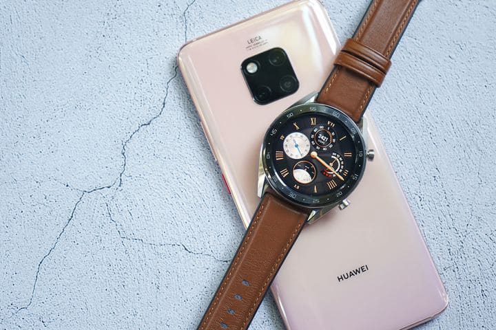 Recensione HUAWEI Watch GT: 2 settimane di batteria e nuovo OS!