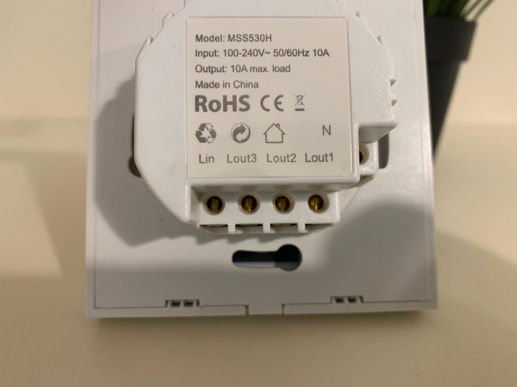 Meross MSS530H ingressi e uscite  corrente elettrica