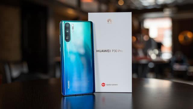 Huawei: da Parigi, 10 cose da sapere sui nuovi P30 e P30 Pro