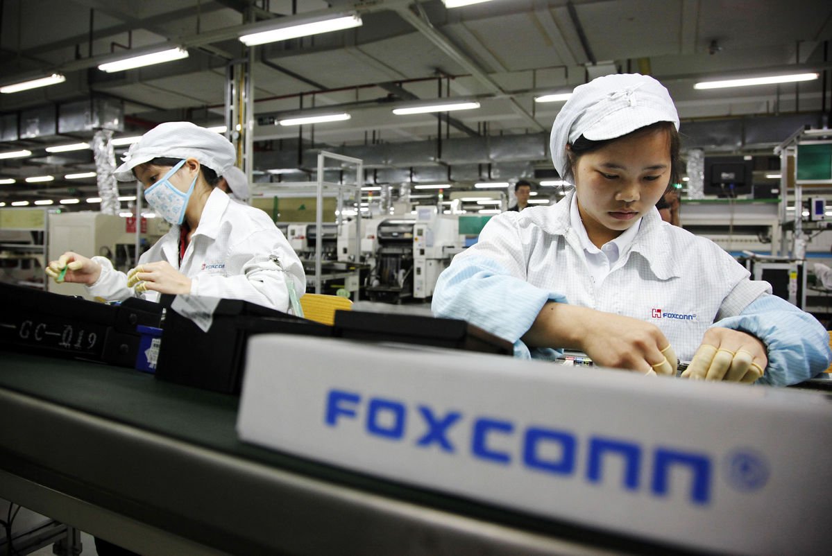 Foxconn (il fornitore Apple) sta discutendo con FIAT una partnership sulle auto elettriche in Cina
