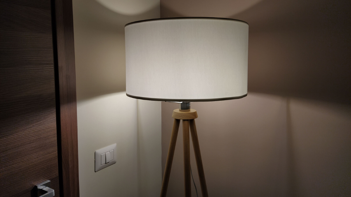 Lampada da terra Tomons: per uno stile nordico