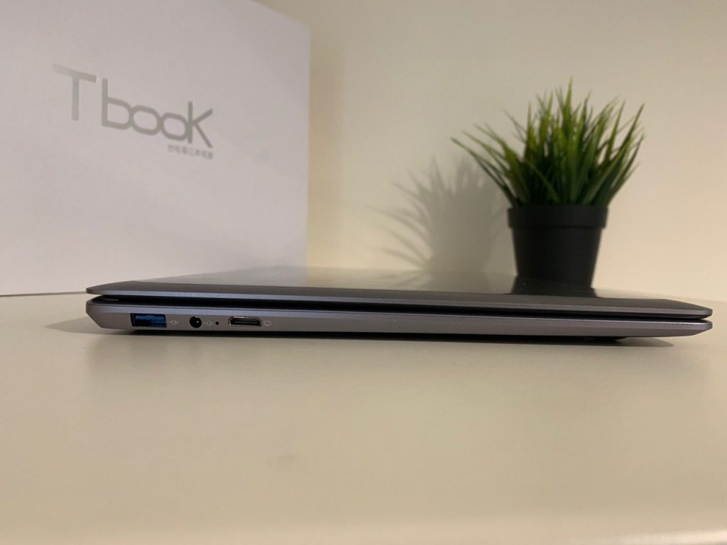 Teclast F7 Plus left side ports