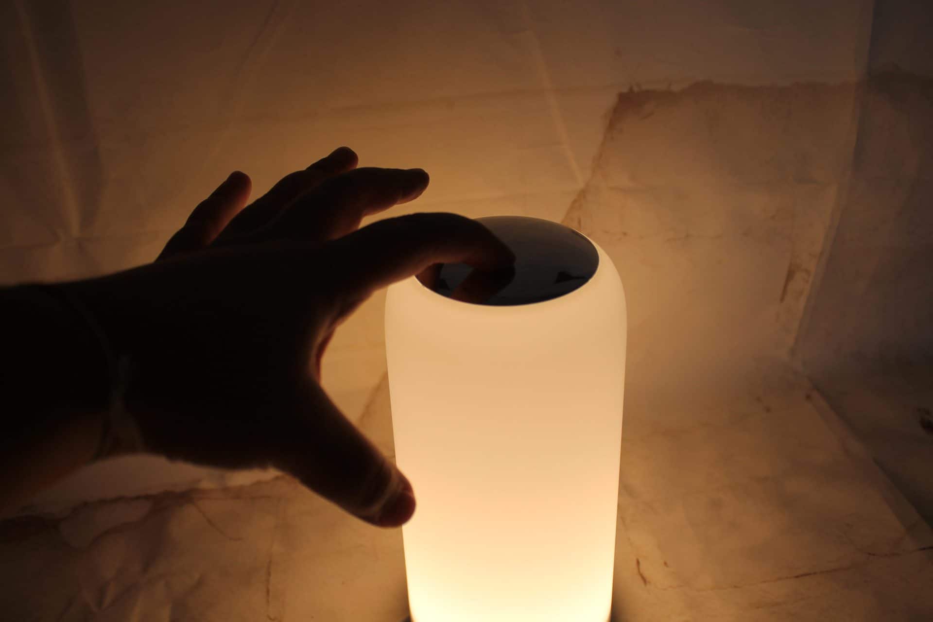 Aukey LT-T7R: una lampada dimmerabile con sensore touch
