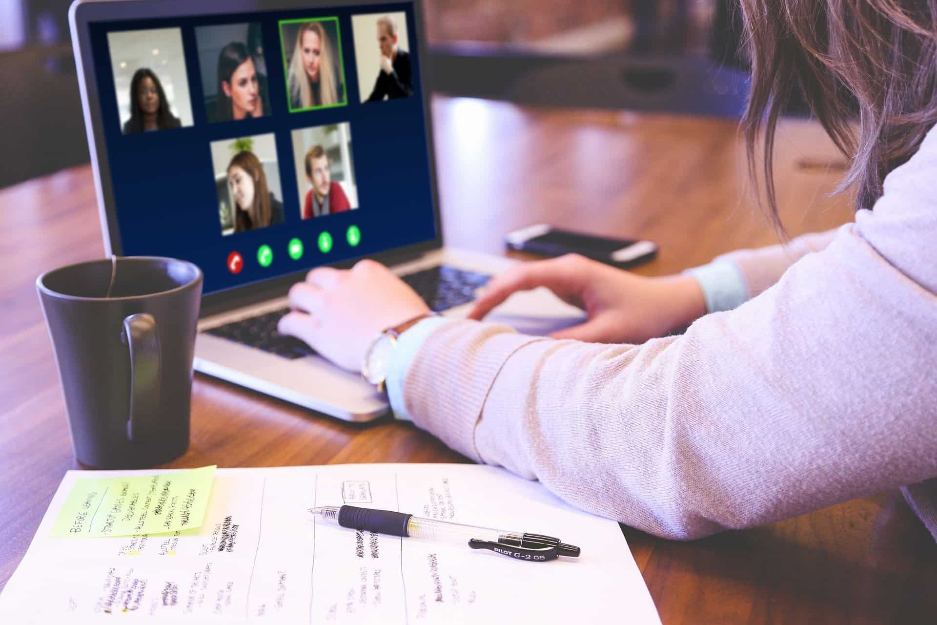 Come usare lo smartphone come webcam, Windows e macOS – Guida