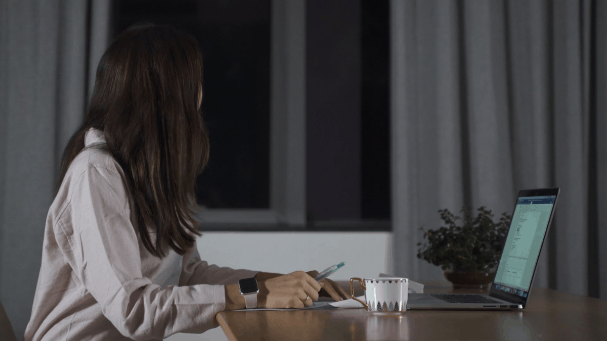 SwitchBot Curtain: come motorizzare le tende di casa in 30 secondi