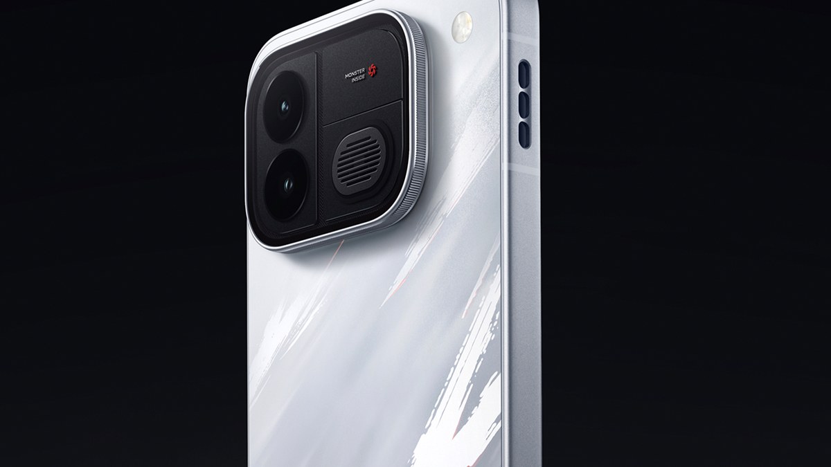 iQOO Neo12, retro con fotocamere e presa d'aria della ventola